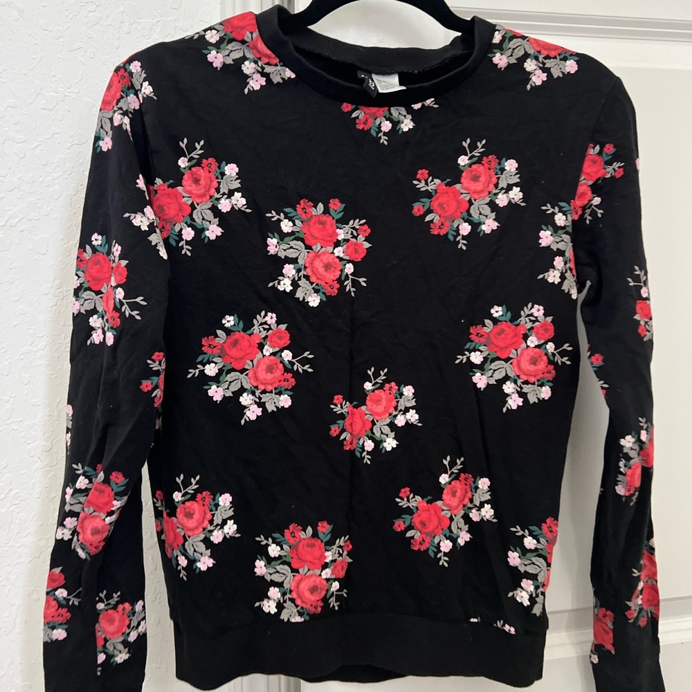 Women’s H&M Sweater